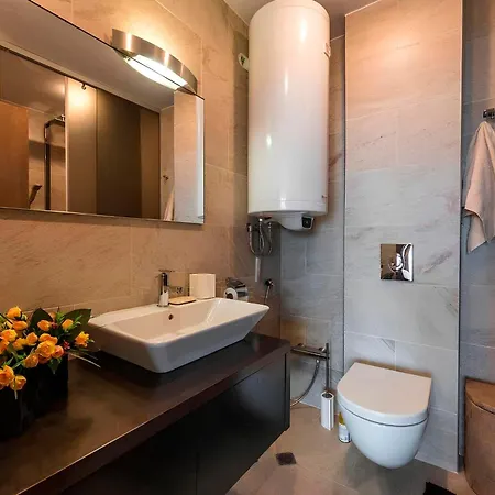 Biala Family Haven Villa *